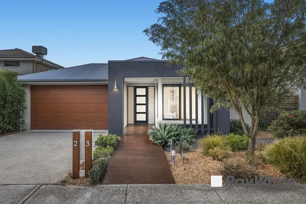 23 Rossiter Retreat, Cranbourne North, VIC 3977