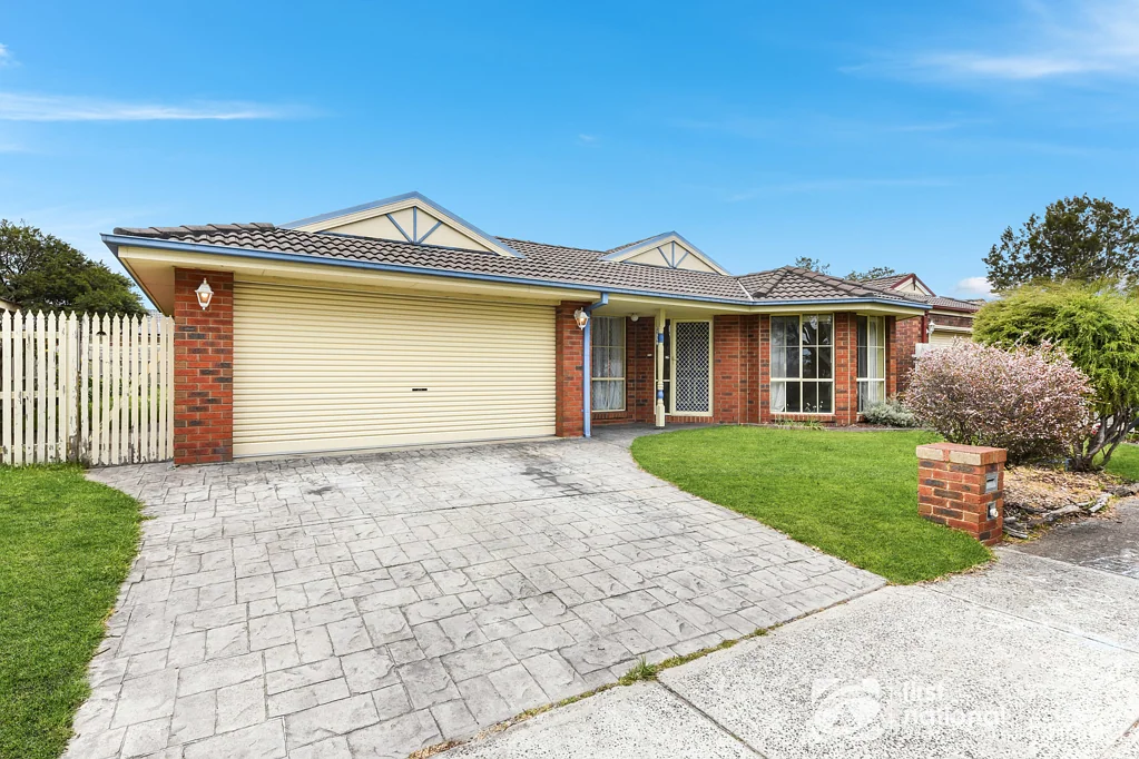 68. Cherryhills Drive, Cranbourne, VIC 3977