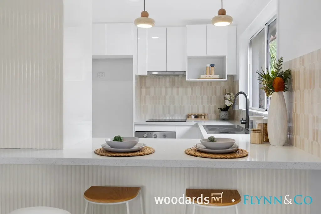 Rosebud 3房 Rosebud精装三卧 两卫现代厨房 低维护庭院 随时可入住 Turn Key Coastal Living