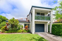 1/183 Government Road, Labrador
