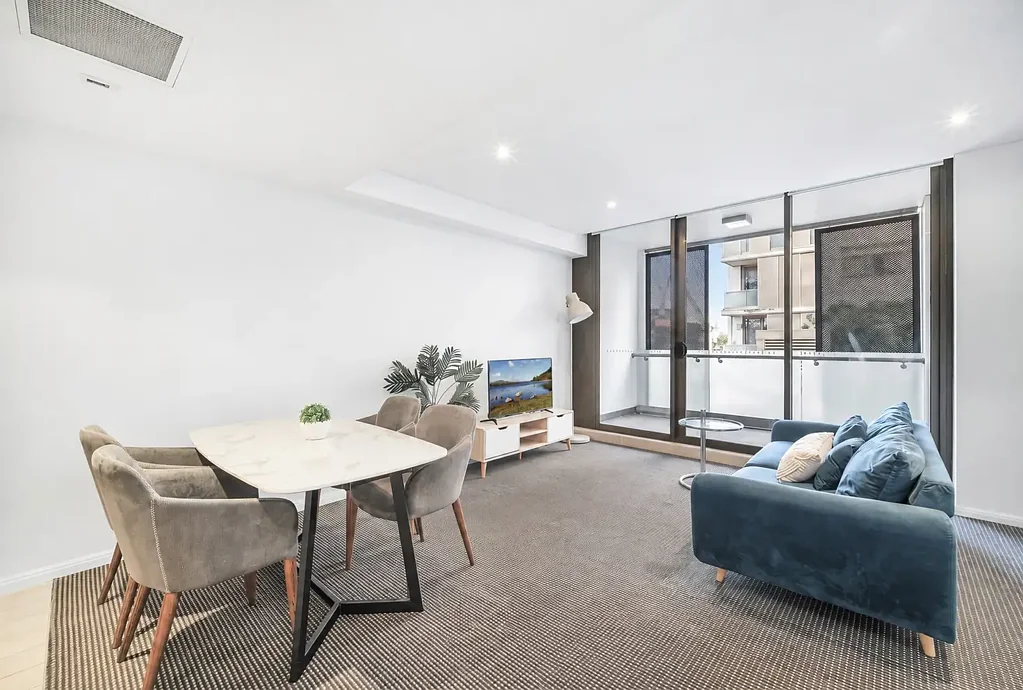 Fully Furnished One Bedroom + Study, bills included with Resort-Style Facilities