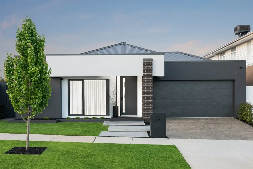 Mount Duneed 4침실 Modern Elegance Opposite the Park