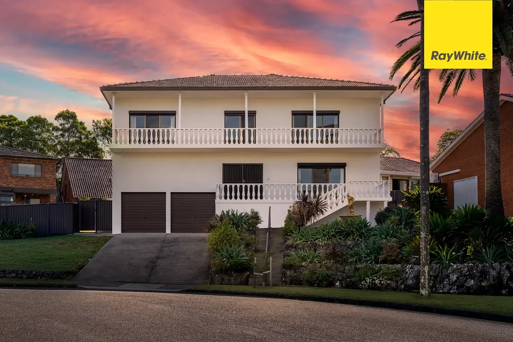 Marsfield 5ห้องนอน Family Haven on Elevated 597 sqm Block in a Quiet Cul-de-Sac