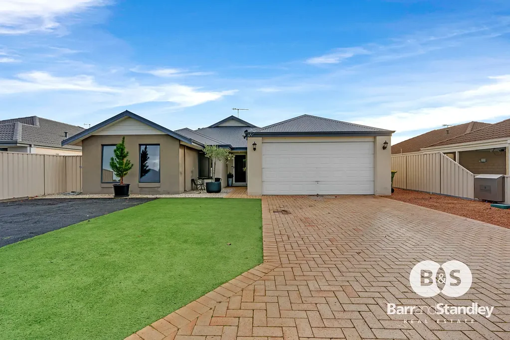 Dalyellup 4Zimmer Stunning Modern Home with Theatre, Alfresco & Solar