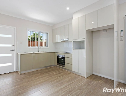 16a Emerald Road, Seven Hills, Western Suburbs, 2 Schlafzimmer, 1 Badezimmer, House