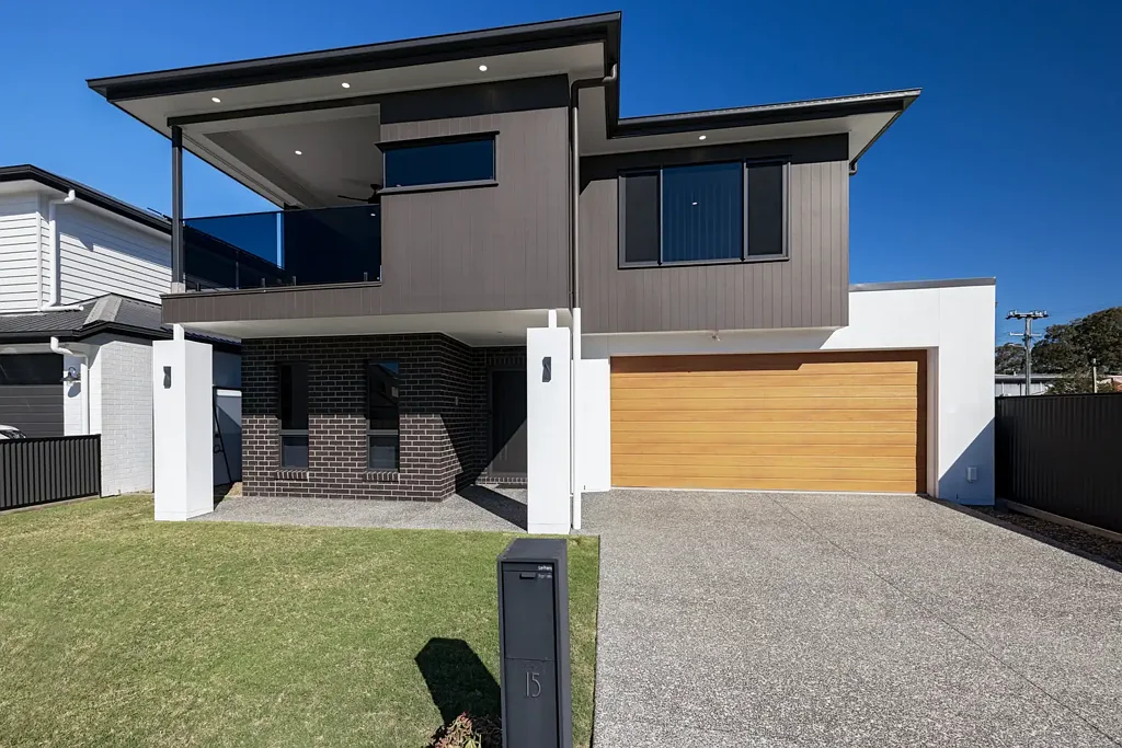 Thorneside 4 Slaapkamer CUSTOM-BUILT LUXURY, RESORT-STYLE LIVING & BAYSIDE CONVENIENCE......
