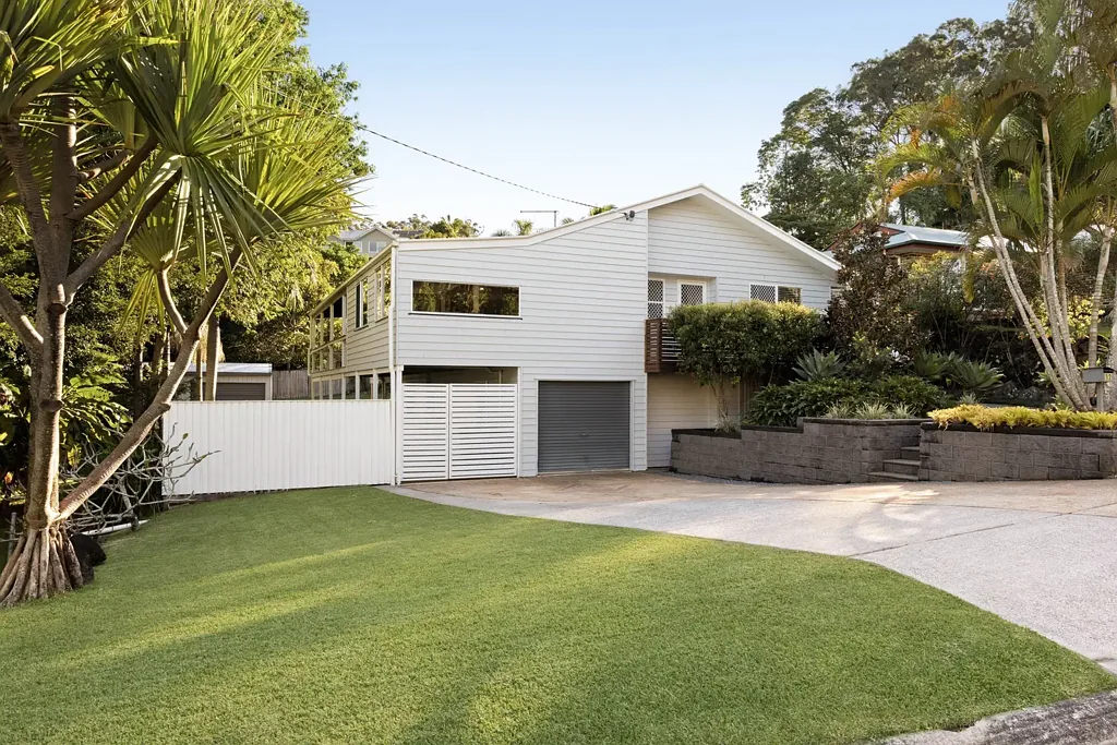 Buderim 4침실 An Elevated Sanctuary of Space, Style & Seclusion