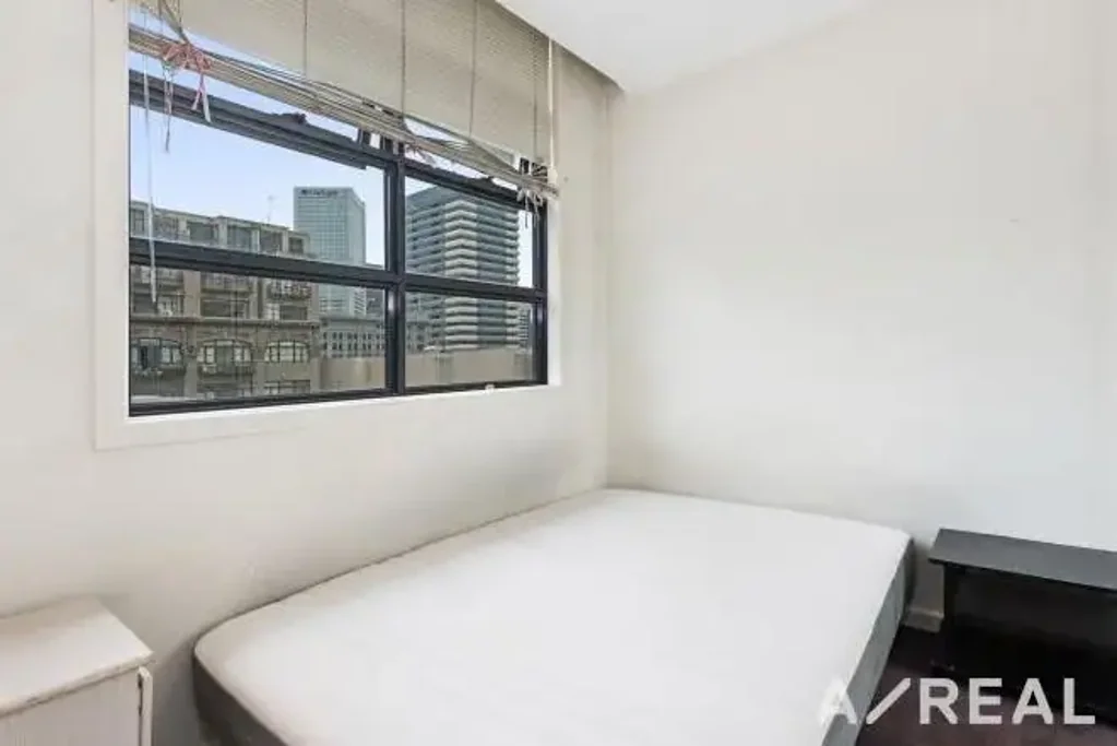 Fully Furnished CBD Apartment in an Unbeatable Location