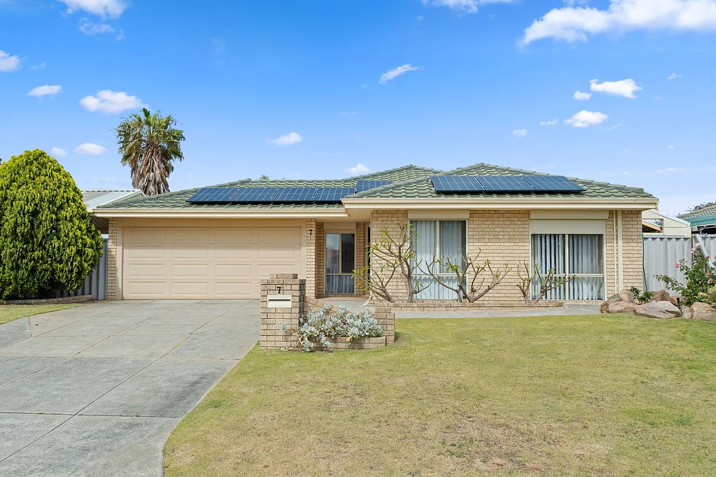 7 Aldinga Place, Waikiki, WA 6169