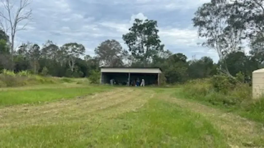Horse Camp Private country retreat on 25 acres with ample water