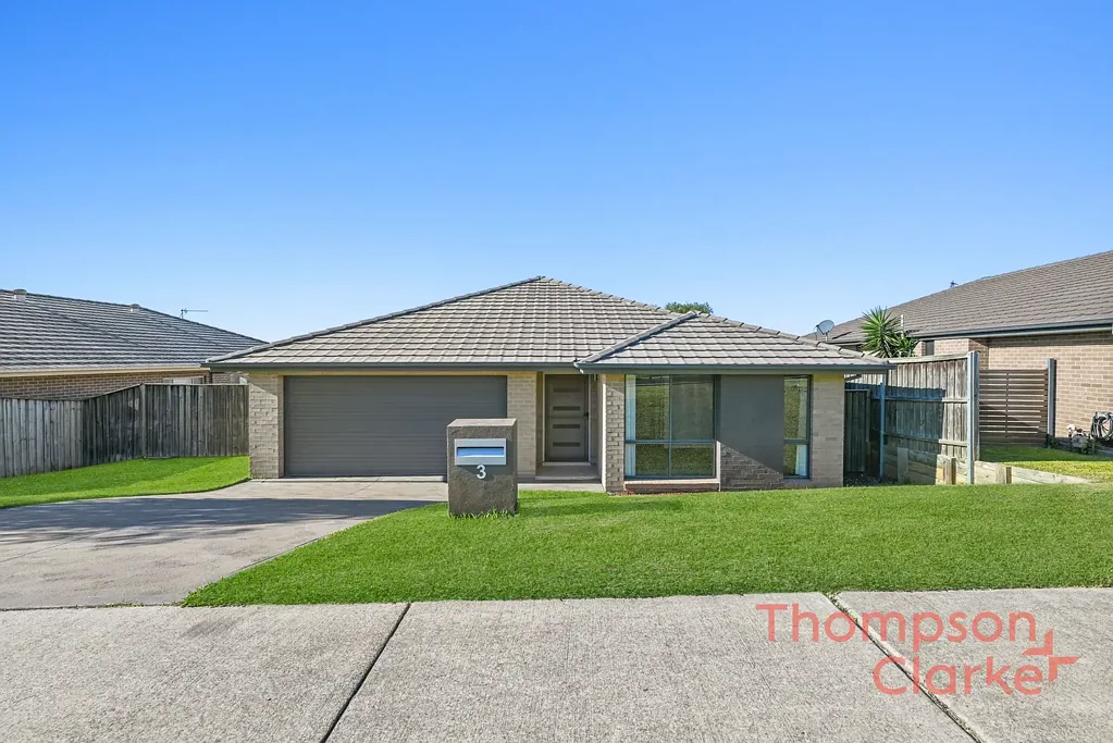 Gillieston Heights 4બેડરૂમ Family Home With Side-Access in Prime Location!