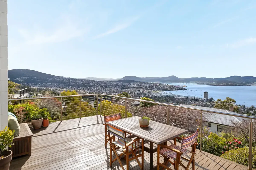 6 Eurella Avenue, Sandy Bay, TAS 7005