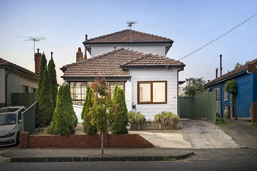 Brunswick East 3ห้องนอน Period Presence Reimagined for Modern Family Life
