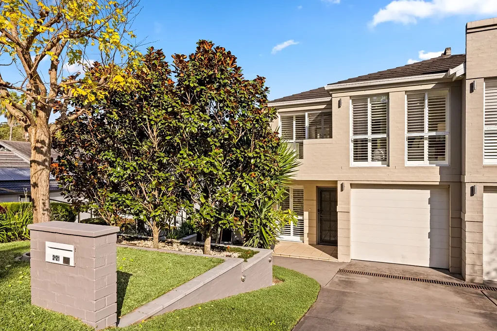 2/21 Angophora Place, Alfords Point, NSW 2234