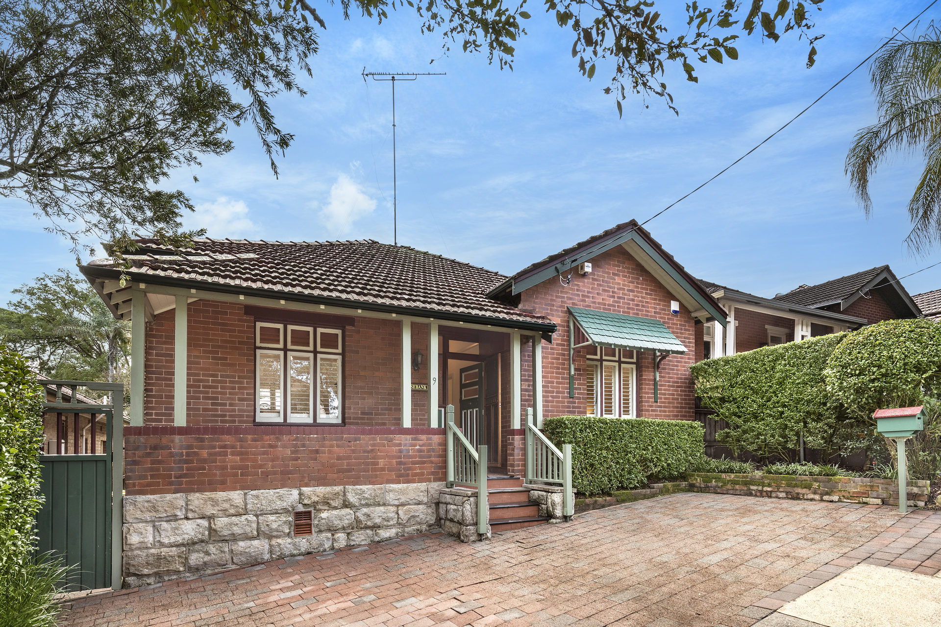 9 BRAND ST, ARTARMON NSW 2064, 0 Bedrooms, 0 Bathrooms, House