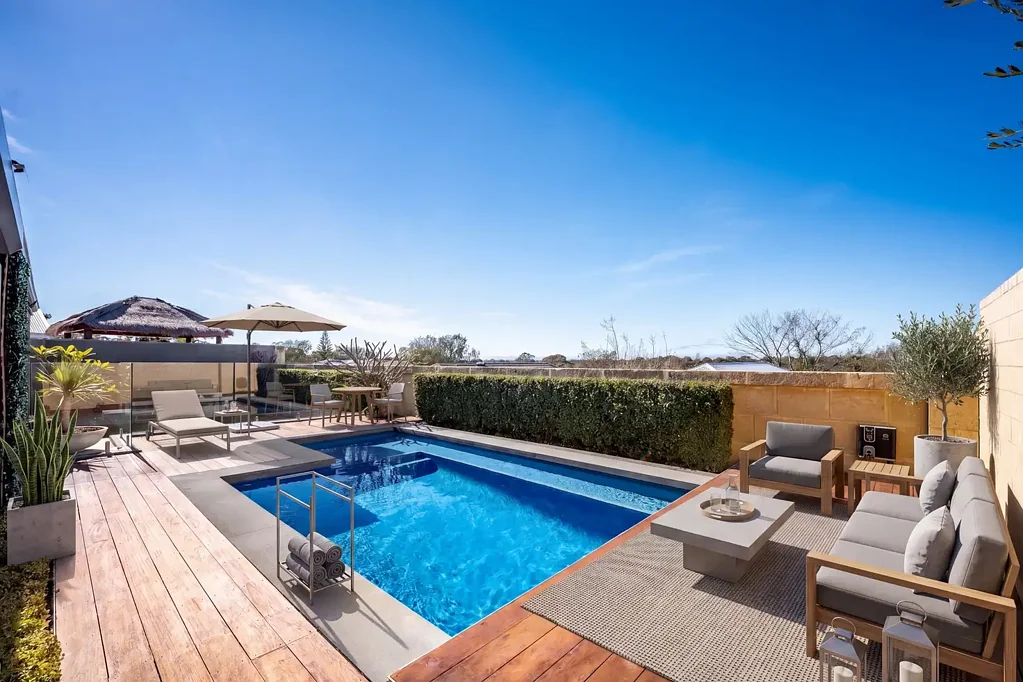 Wannanup 4ਬੈੱਡਰੂਮ Luxury Coastal Living, Just Moments from the Beach