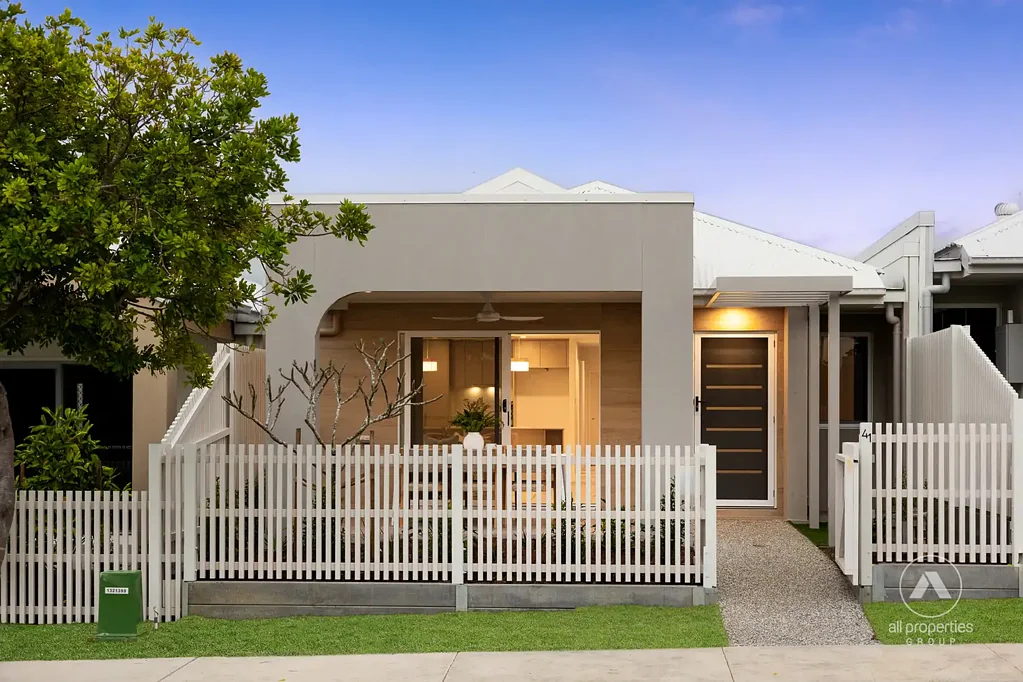 41 Harmony Crescent, South Ripley, QLD 4306