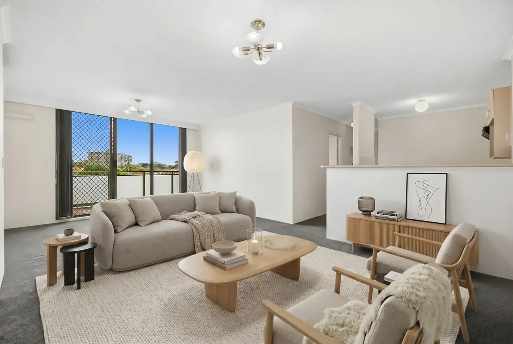 Three-Bedroom Top Floor Living with Resort-Style Facilities