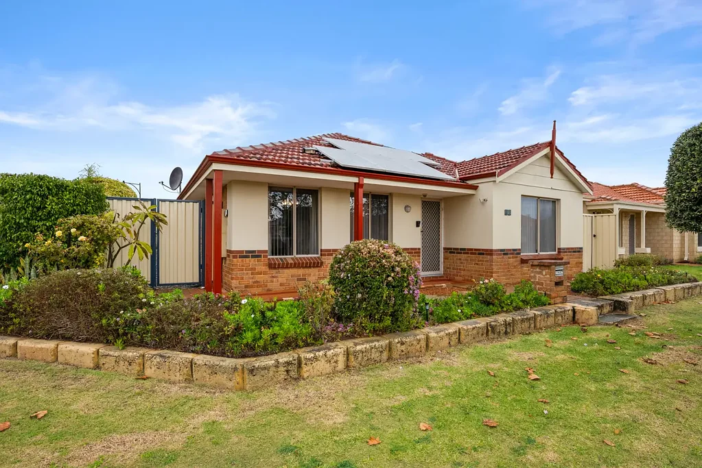 18 Barossa Approach, Rockingham, WA 6168