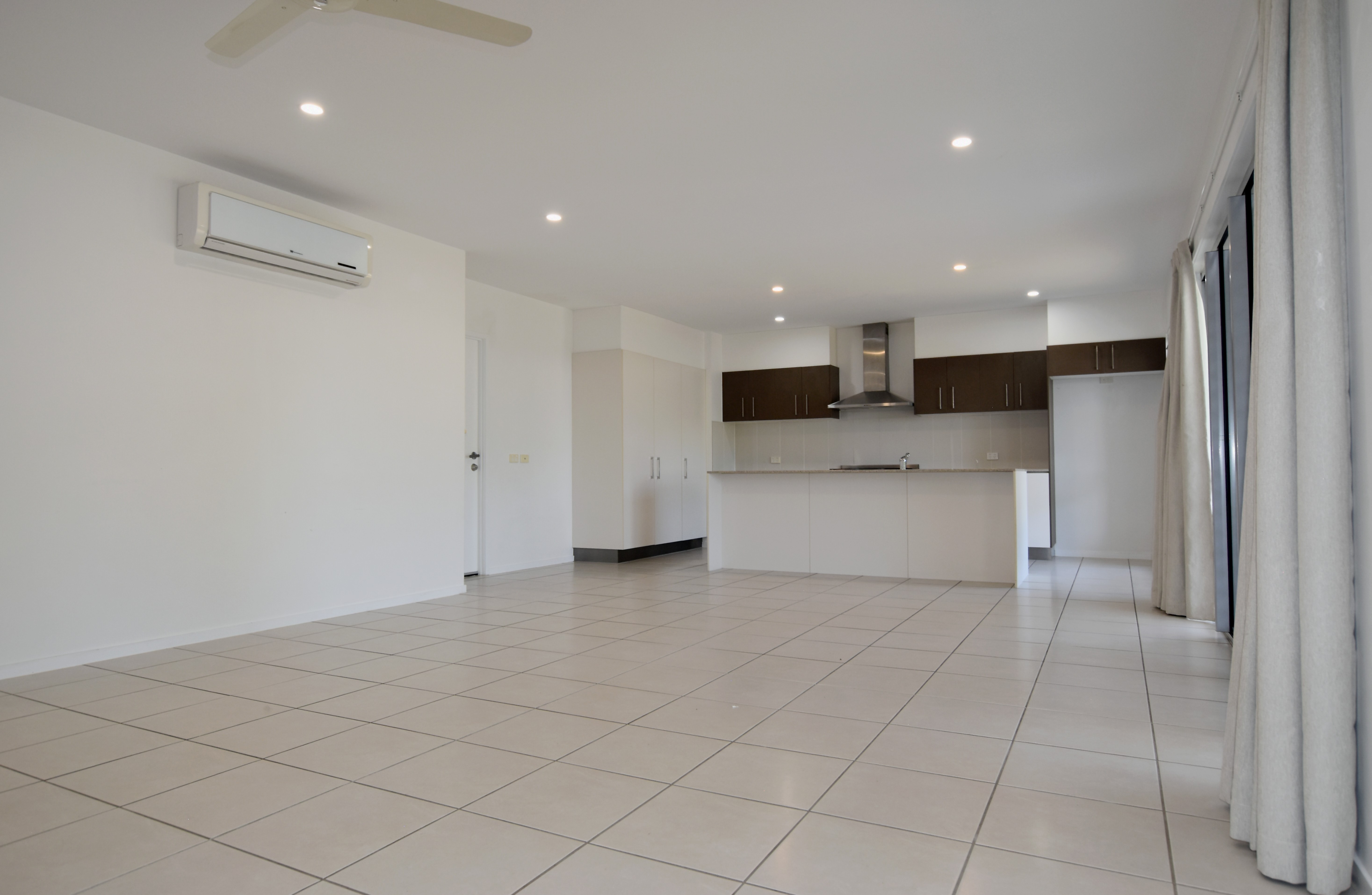 8 IRIS RD, KIRKWOOD QLD 4680, 0 phòng ngủ, 0 phòng tắm, House