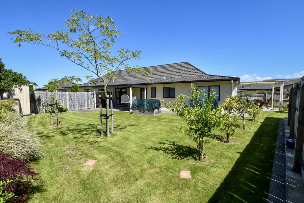 Carterton 2침실 Villa with Double Garage