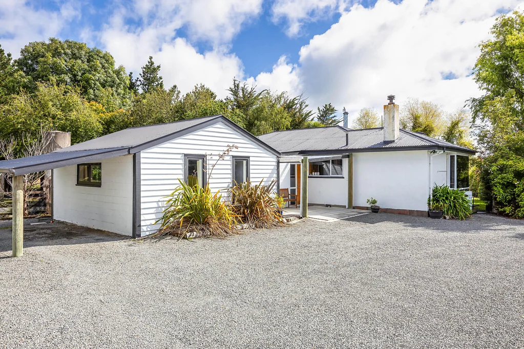 Loburn 4房  Lifestyle Opportunity: Space, Privacy, Potential