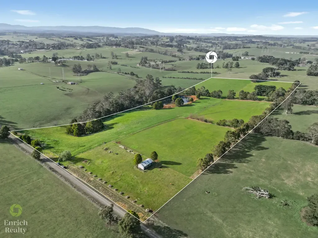 Warragul  Rare Lifestyle Opportunity with Future Potential.
