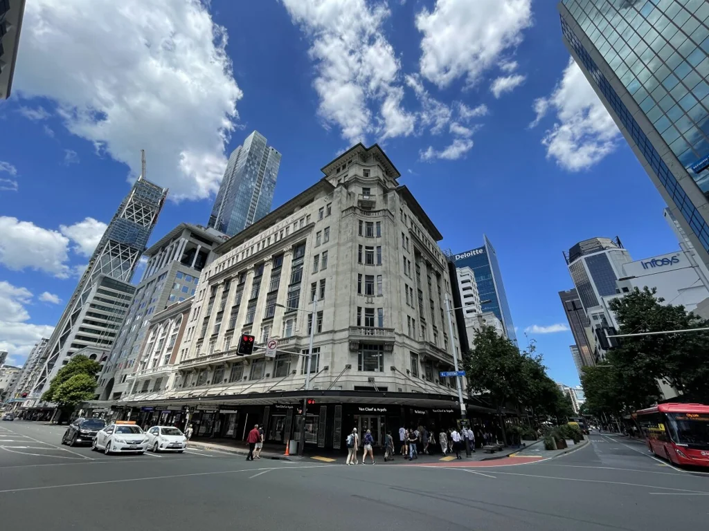 Auckland Central 22 Queen Street