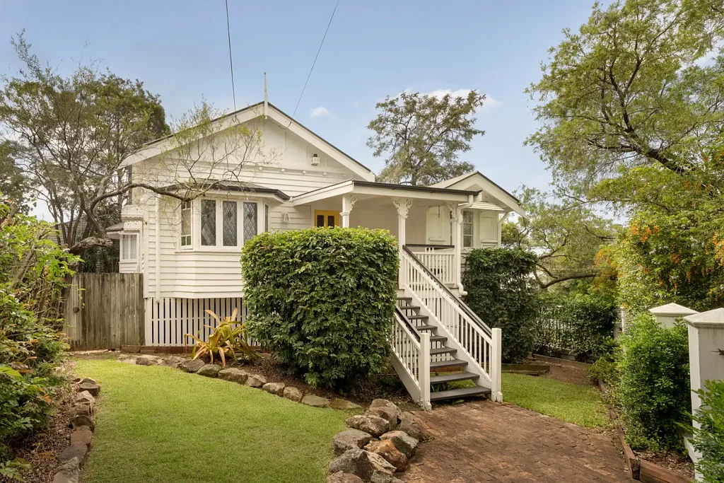 62 Ashgrove Avenue, Ashgrove, QLD 4060