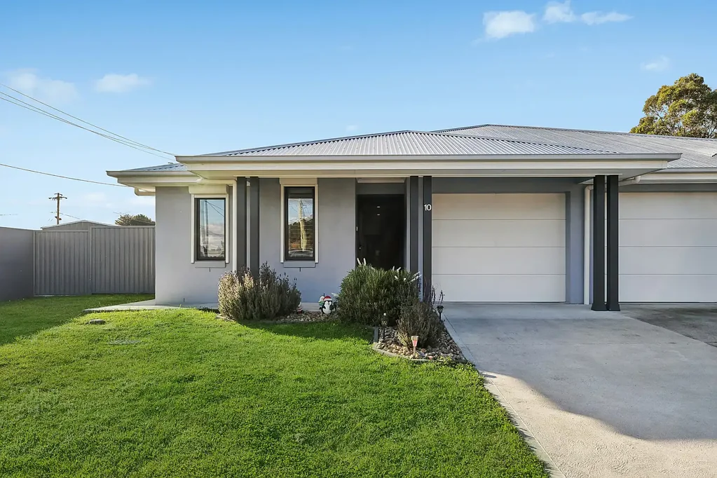South Bowenfels 3બેડરૂમ Modern Comfort, Community & Convenience in South Bowenfels
3 Bed 2 Bath 1 Car