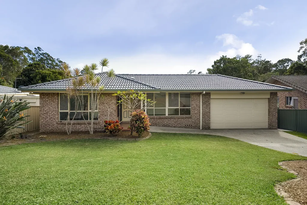 33 Sandpiper Crescent, Boambee East, NSW 2452