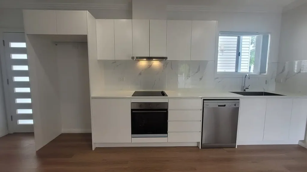 Modern 2 Bedroom Granny Flat at a Prime Location!