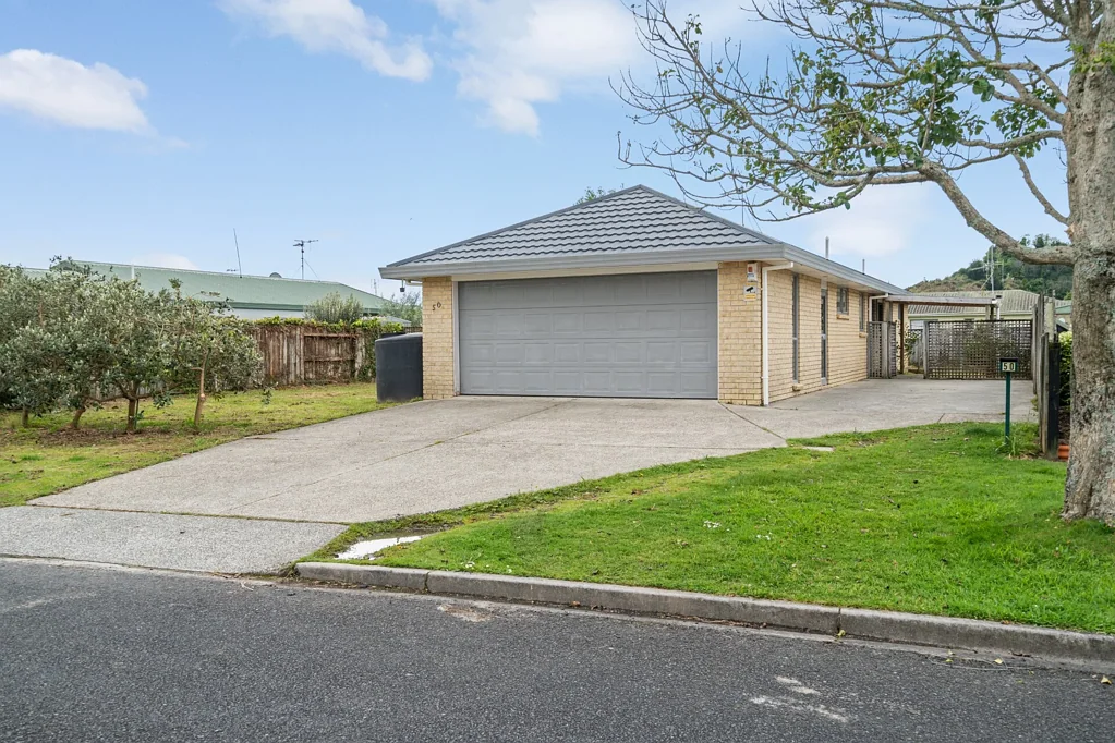 Brookfield 3 Bedroom Brick and Tile with Room to Make It Your Own