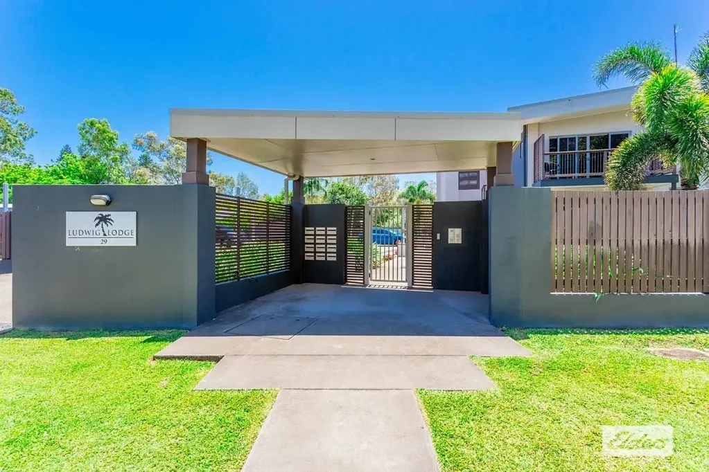 11/27-29 Scenic Highway, Taranganba, QLD 4703