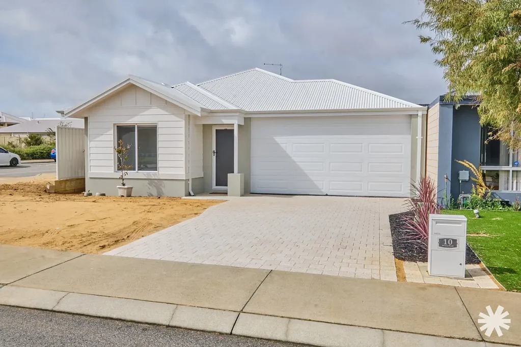 10 Bonney Road, Anketell, WA 6167