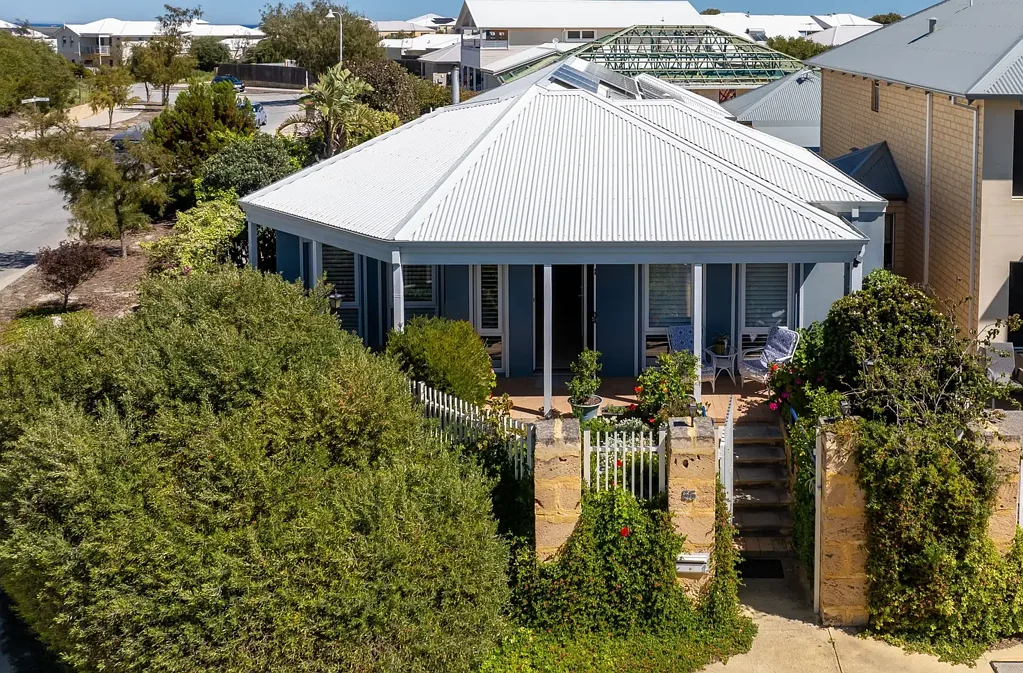 Yanchep 3 Slaapkamer All the bells and whistles, this home has the lot!