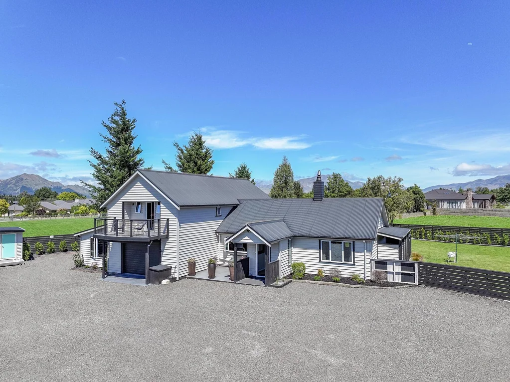 Hanmer Springs 5 Slaapkamer Must be sold - huge price drop