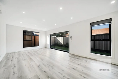 4/46 Broadmeadows Road, Tullamarine, VIC 3043, 2房, 1浴, House