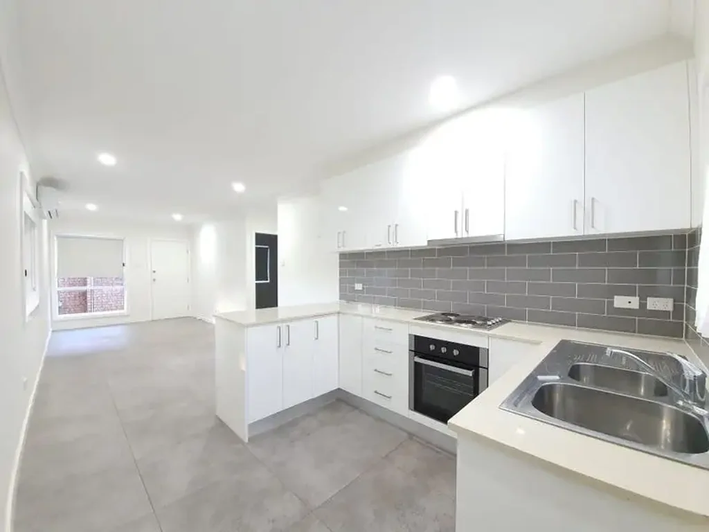 Lovely Home With Great Size Yard