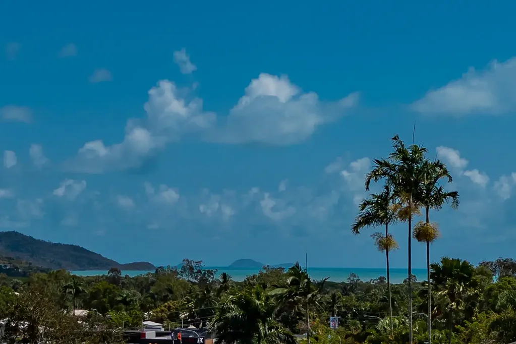 Cannonvale UNDER OFFER with EXPLORE PROPERTY