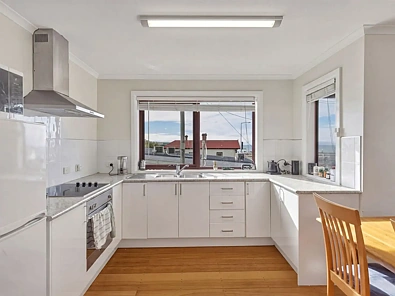 8 Queen Street, Burnie, TAS 7320, 2 slaapkamers, 2 badkamers, Unit
