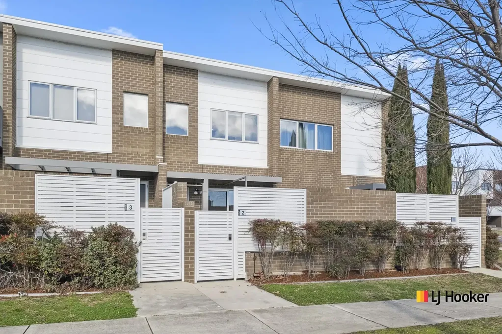 Partially Furnished 3 Bedroom Townhouse