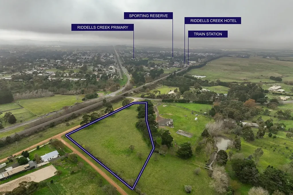 Riddells Creek  Vacant Land Acreage with Township Convenience