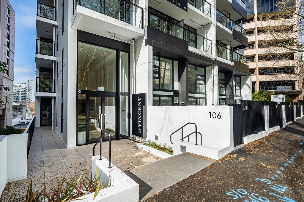Modern 1-Bedroom Apartment in Auckland City Centre