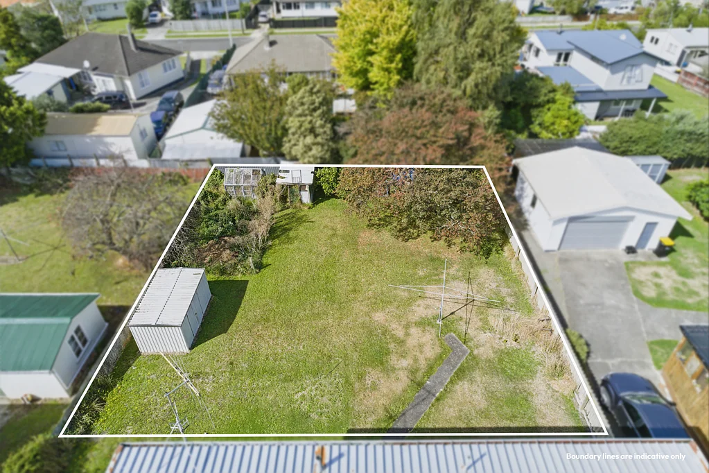 Feilding HOT NEW PRICE - CALL NOW