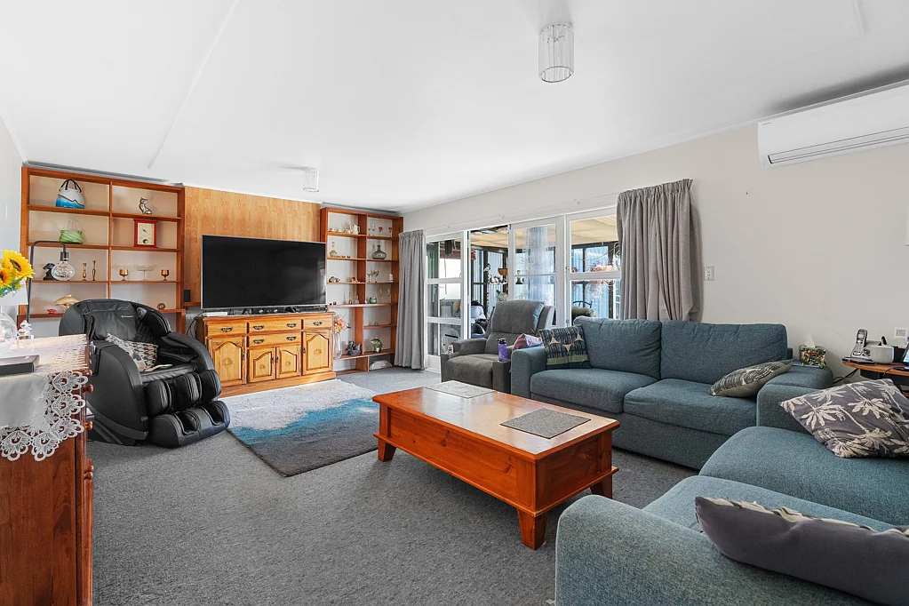 Featherston 4침실 Inter-Generational Seclusion