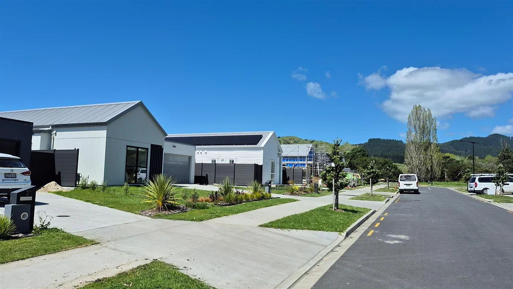 Kawakawa Bay 3Moenga Brand New 3 bdrms -ONLY $895,000