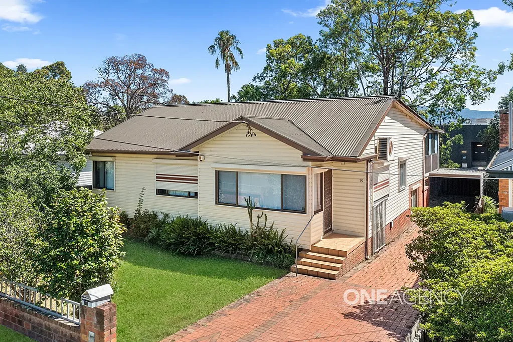 19 Morton Parade, Nowra, NSW 2541