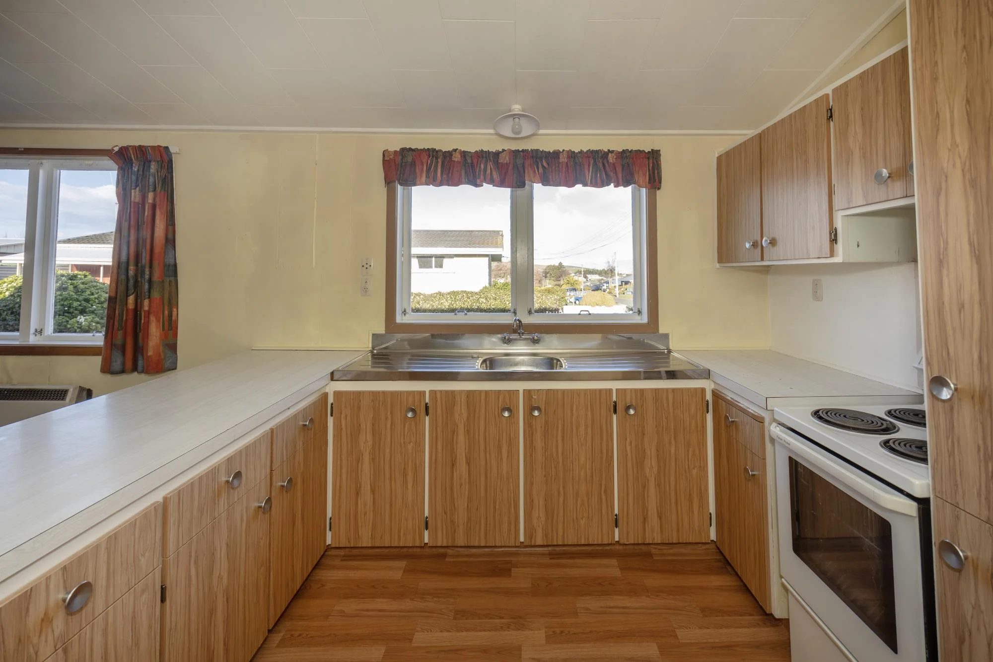 5 Stuart Street, Holmes Hill, Waitaki, 3 Bedrooms, 1 Bathrooms, House