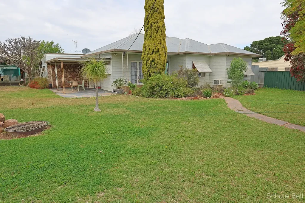 12 Hope Street, Bourke, NSW 2840
